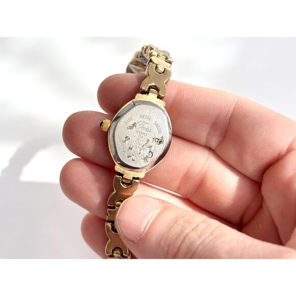 Tres XOXO Genuine Diamond Dual Toned Ladies Vintage Wristwatch - 18mm - WORKS! - Picture 4 of 14